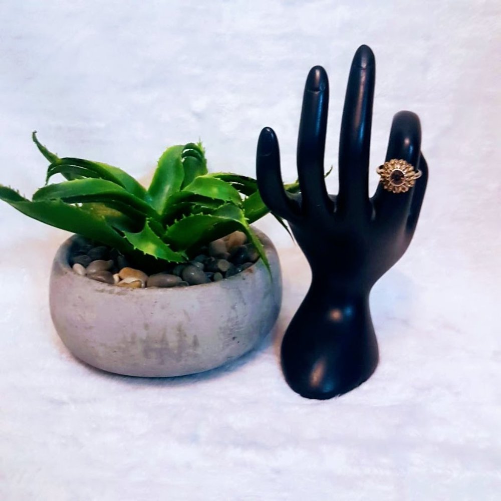 #J14 Gold Fashion Ring With Gold Gem